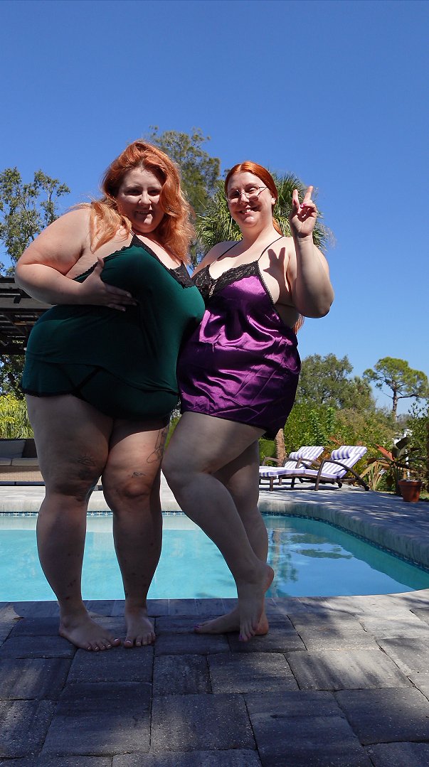 EmberSweets tweet media