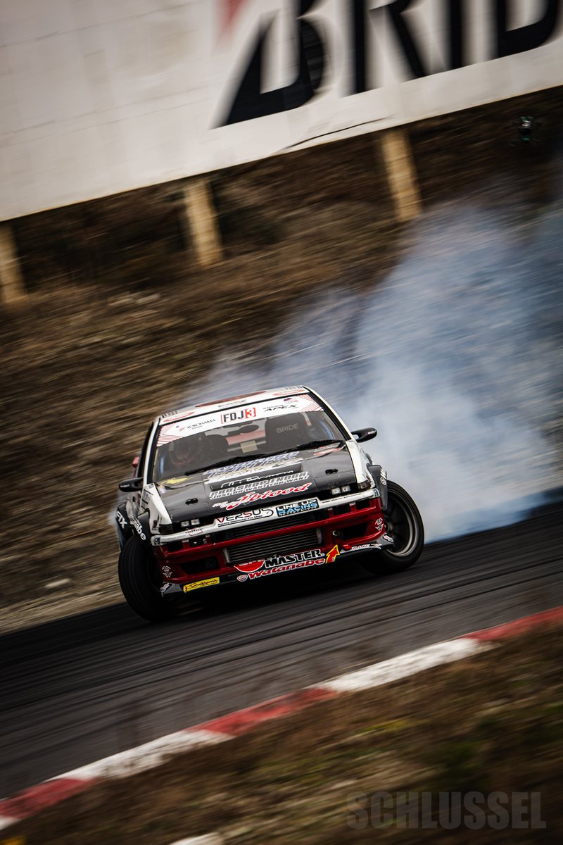 シュリセル tweet media