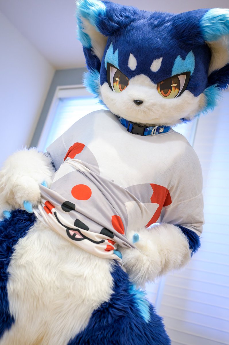 #FursuitEveryday
ぶにゃー