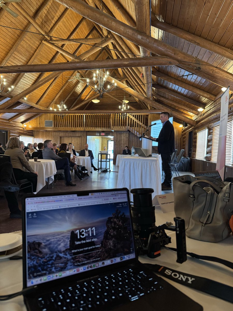 Finance Minister Nate Horner addresses Red Deer’s Chamber of Commerce about Budget 2026 (and its deficit) today. Questions were around the debt, HWY 11/QEII expansion, etc. Lagrange was also there and spoke about funding set aside for the hospital in town. #abpoli