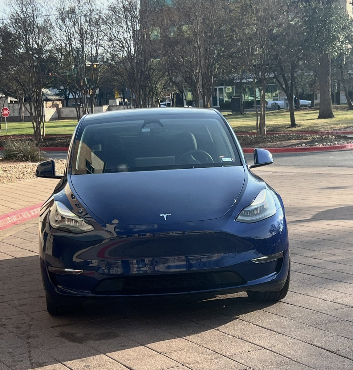 Tesla summon is a feature I use every day, I park somewhere off in a parking lot, and then when I leave the store or the doctors office or the restaurant, the car is all set up and waiting by the door