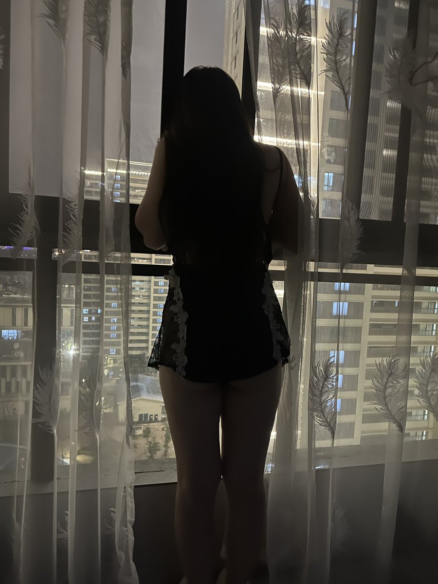 Edisonlyt's tweet photo. 灯下人，人间春，元宵过 https://t.co/W7kpUJO07J