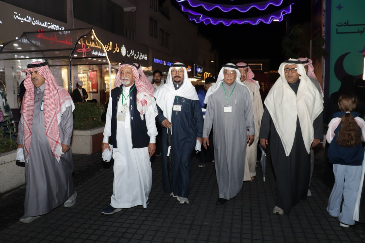 صور جمعيه المتقاعدين والاعبين القدامى بسوق الحب الدمام  1447- 2026