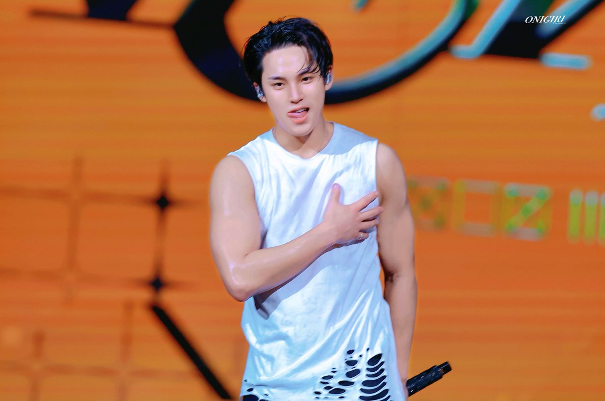 kpop moments that could kill achilleans tweet media