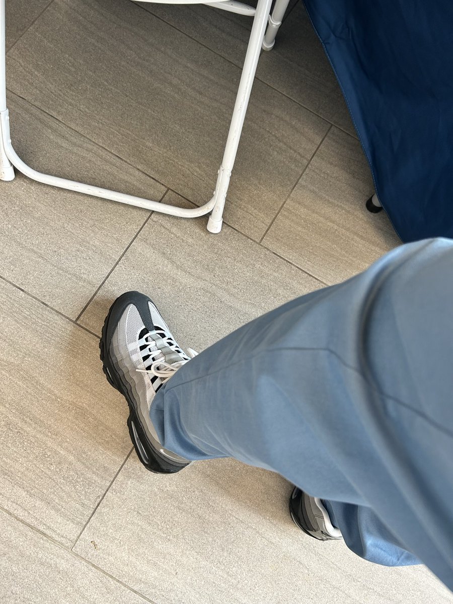 Andrew Baker tweet media