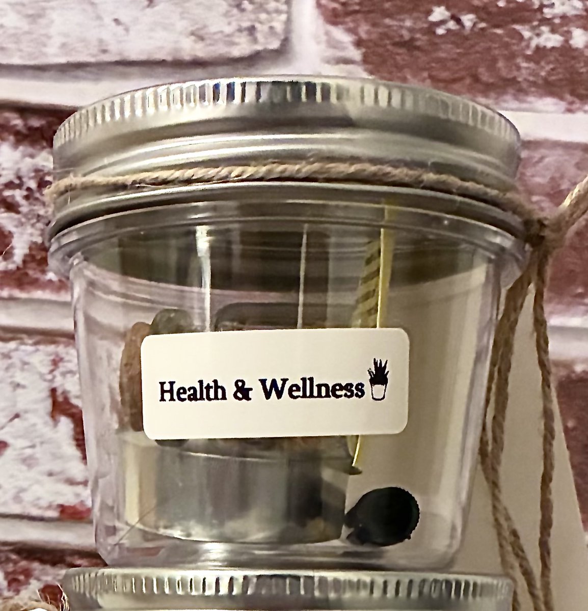 Erin is a witch 🧹🧙‍♀️🔮 tweet media