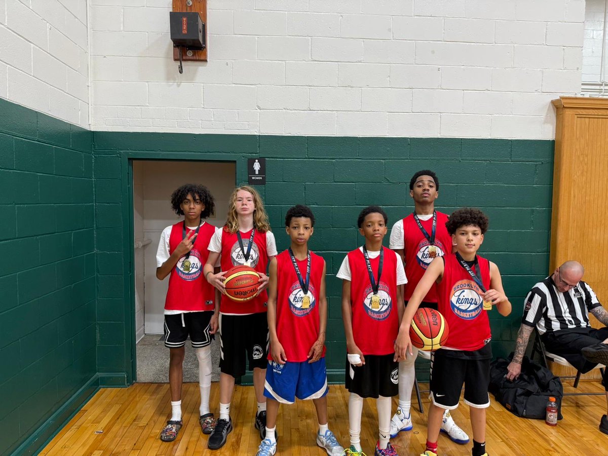 ClarkBodman's tweet photo. Brooklyn Kings AAU - U14 https://t.co/7mEweJUD9V
