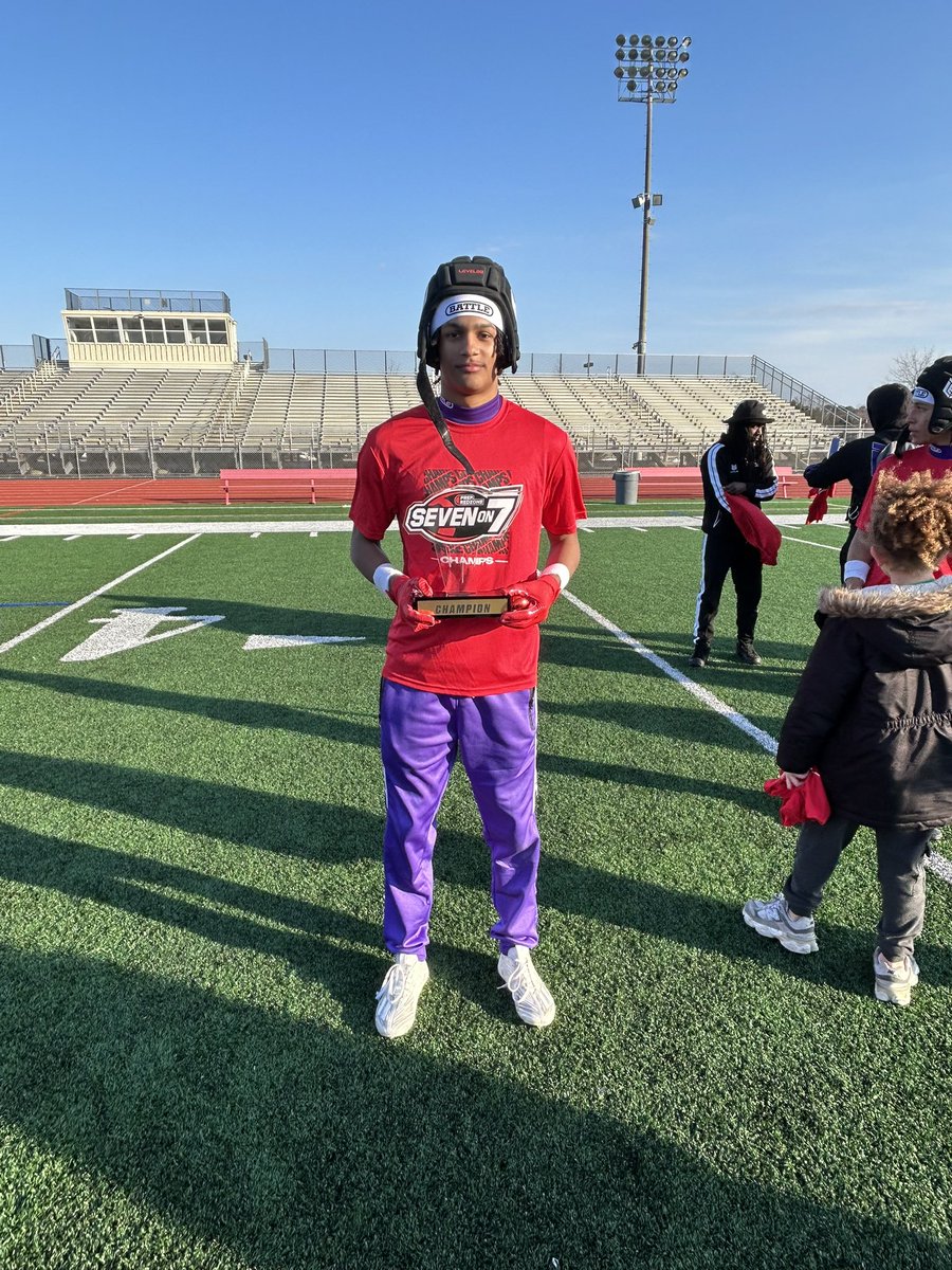 Armando_thom6's tweet image. PRZ Duel In The DMV 15u Champs
First time starting both ways with my team.GREAT WORK ‼️
Stats 5+ TDS, 10+ PBU’s
@TorreySmithWR @PRZVicCastillo @tdhald @CoachAhmadTUFF @EdOBrienCFB