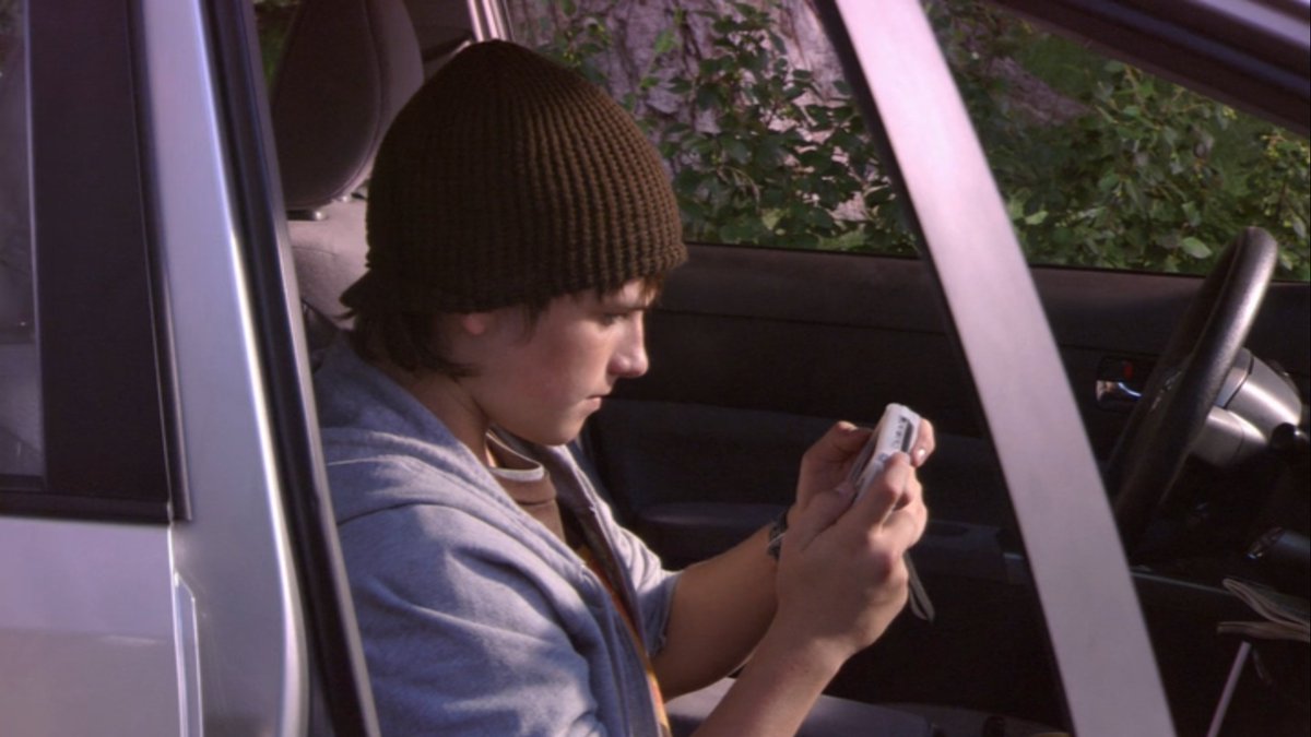 Games on Screen tweet media