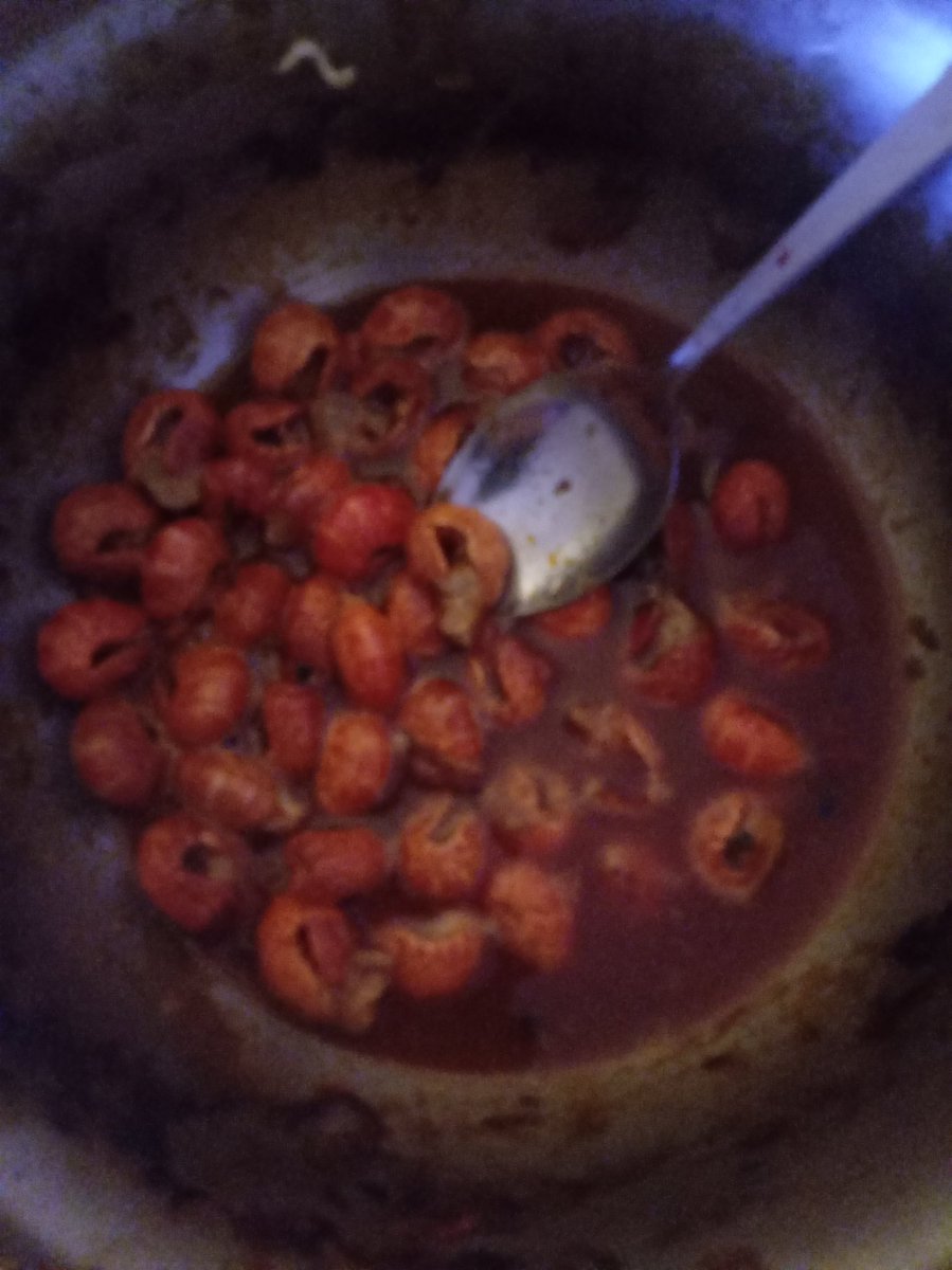 slowlytaleswift* (@calummac324) on Twitter photo 