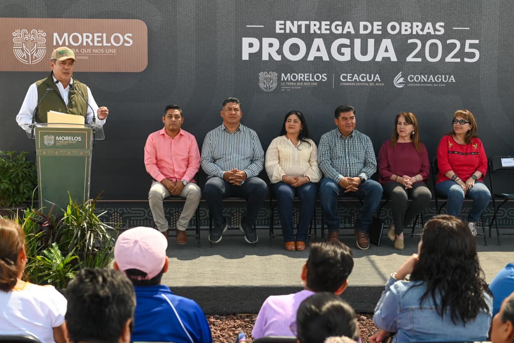 💧 ¡MÁS AGUA PARA YECAPIXTLA! Inauguraron equipamiento de pozos profundos 🏗️✨

La gobernadora <a href="/margarita_gs/">Margarita González Saravia</a>  encabezó la puesta en marcha de dos importantes obras hidráulicas en Yecapixtla, demostrando que somos un Gobierno de Territorio. 🤝🇲🇽
Impacto de las obras:
📍 En
