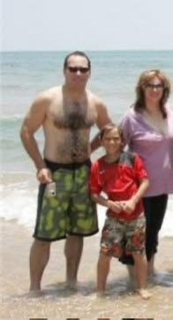 ✨✨ VISIÓN DEVOTA ✨✨

Aldo y elaine con Aldo Jr Tamez Haro 
🤫🤫🤫🤫🤫