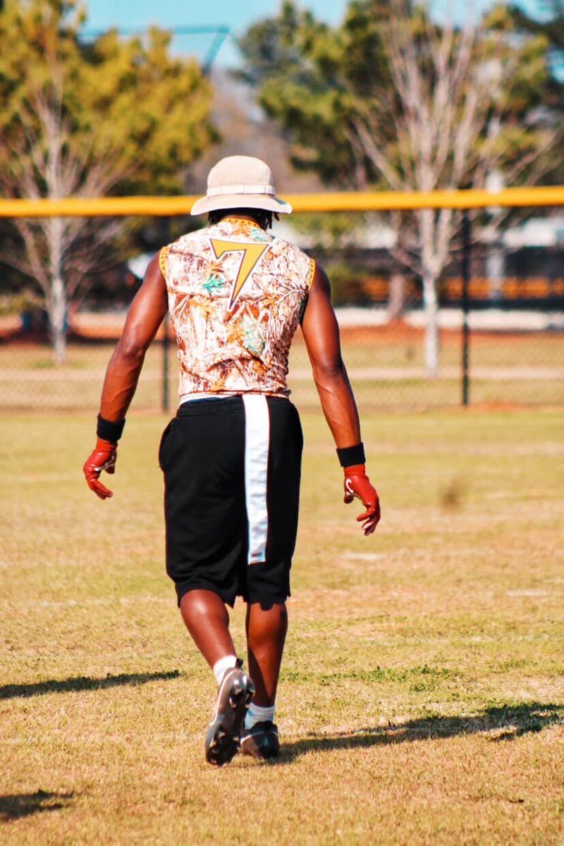 Deuntra Scheanette tweet media