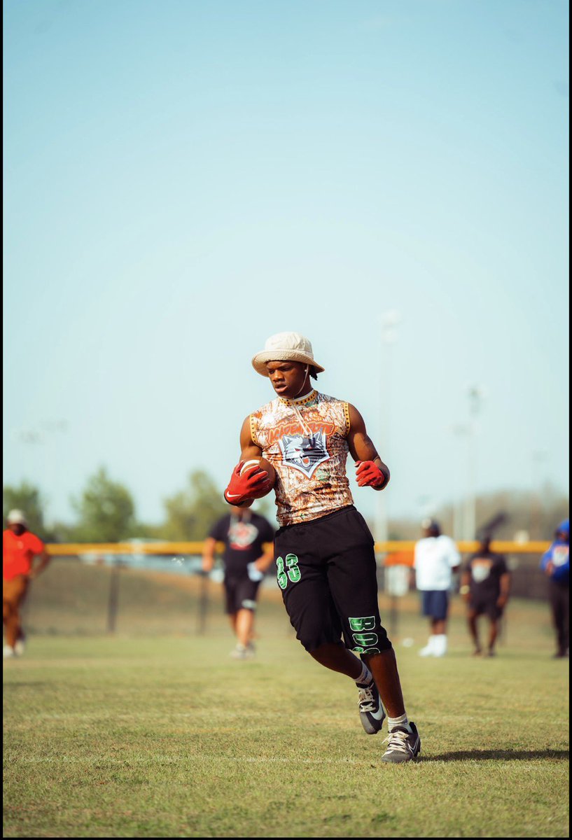 Deuntra Scheanette tweet media