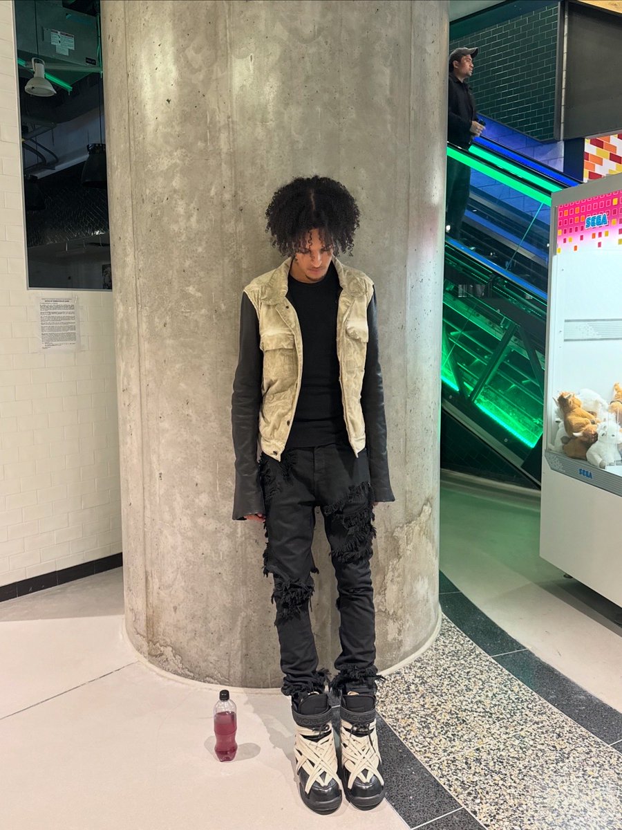 stopthis tweet media