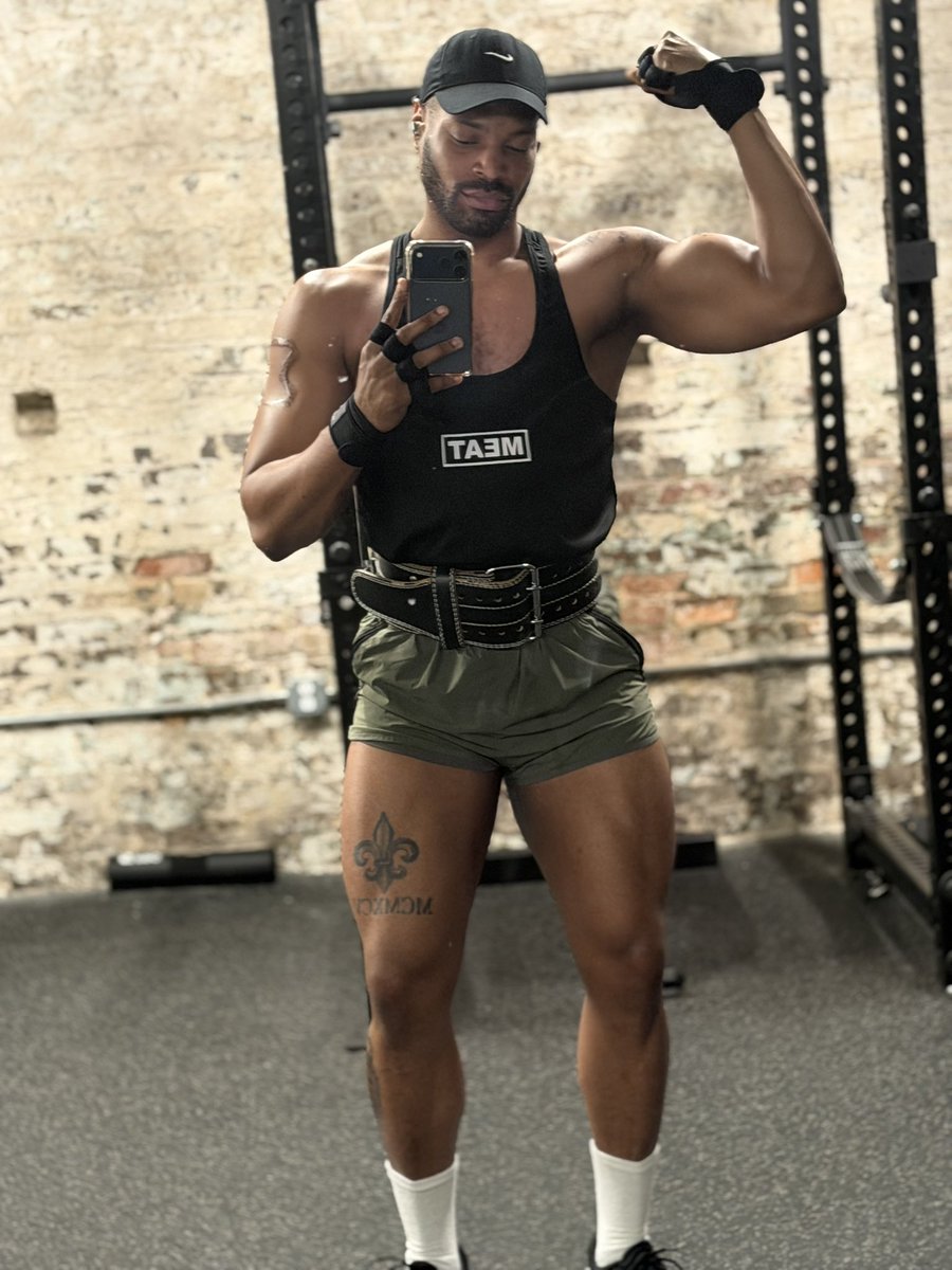 🧘🏽♂️☮️ tweet media