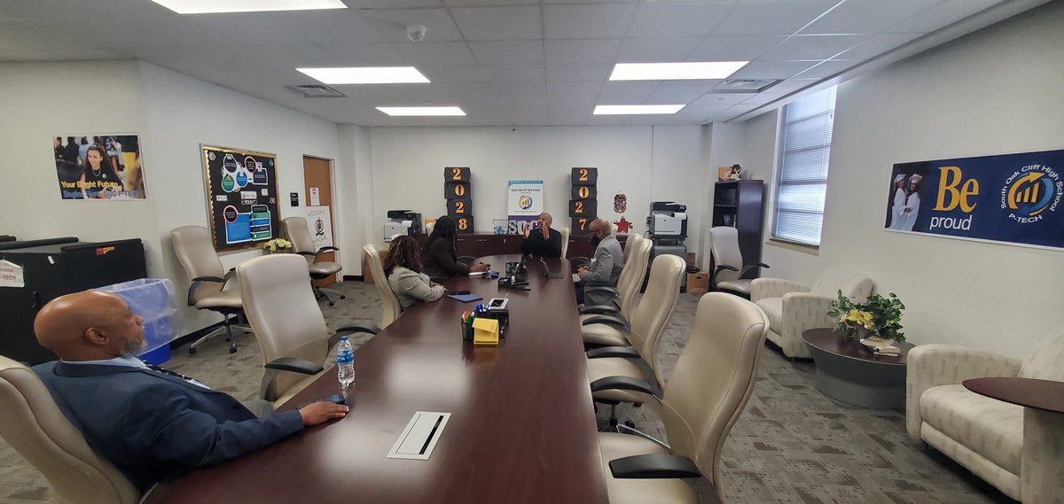 Ms. Jennifer Jones tweet media