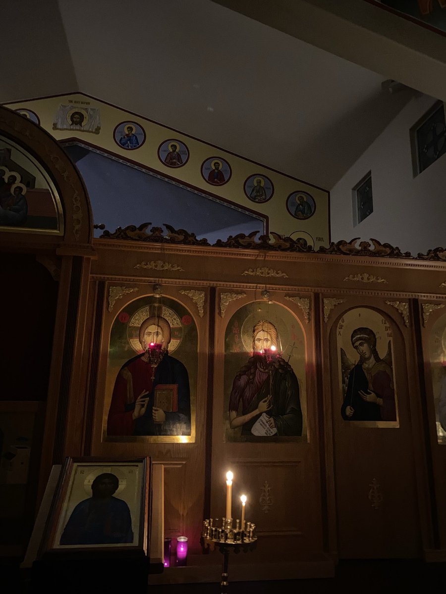 Помилуй нас, Господи, помилуй нас; всякого бо ответа недоумеюще, сию Ти молитву яко Владыце грешнии приносим: помилуй нас.
