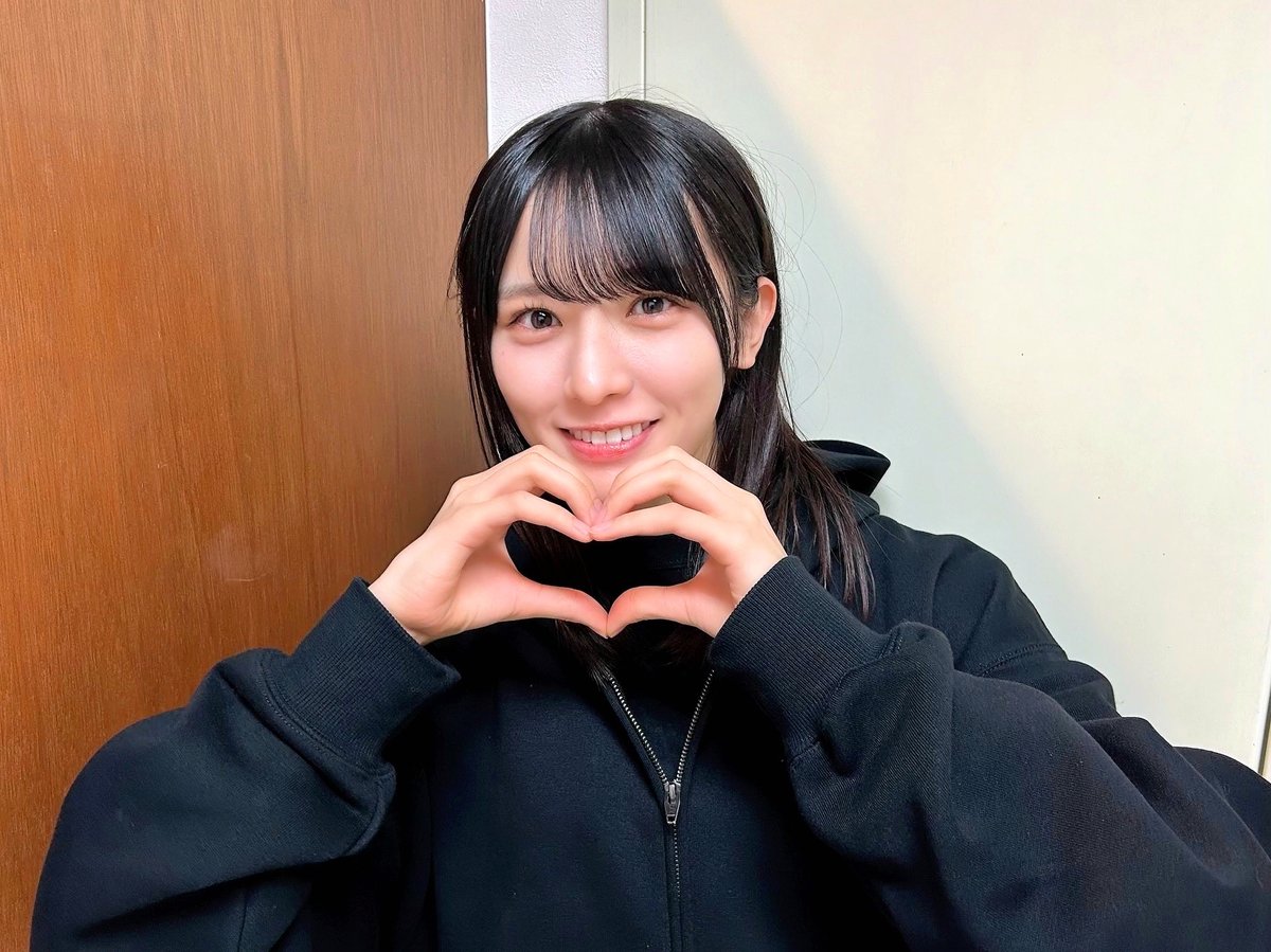 乃木坂46 【公式】Xの #大越ひなの さんの写真を編集してみました。