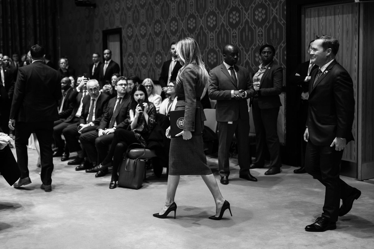 Office of the First Lady tweet media