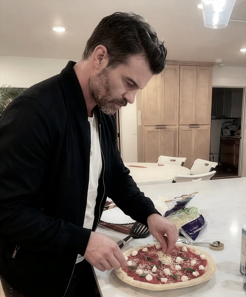 #ᴍɪᴋᴀᴇʟsᴏɴ

Cooking for my family