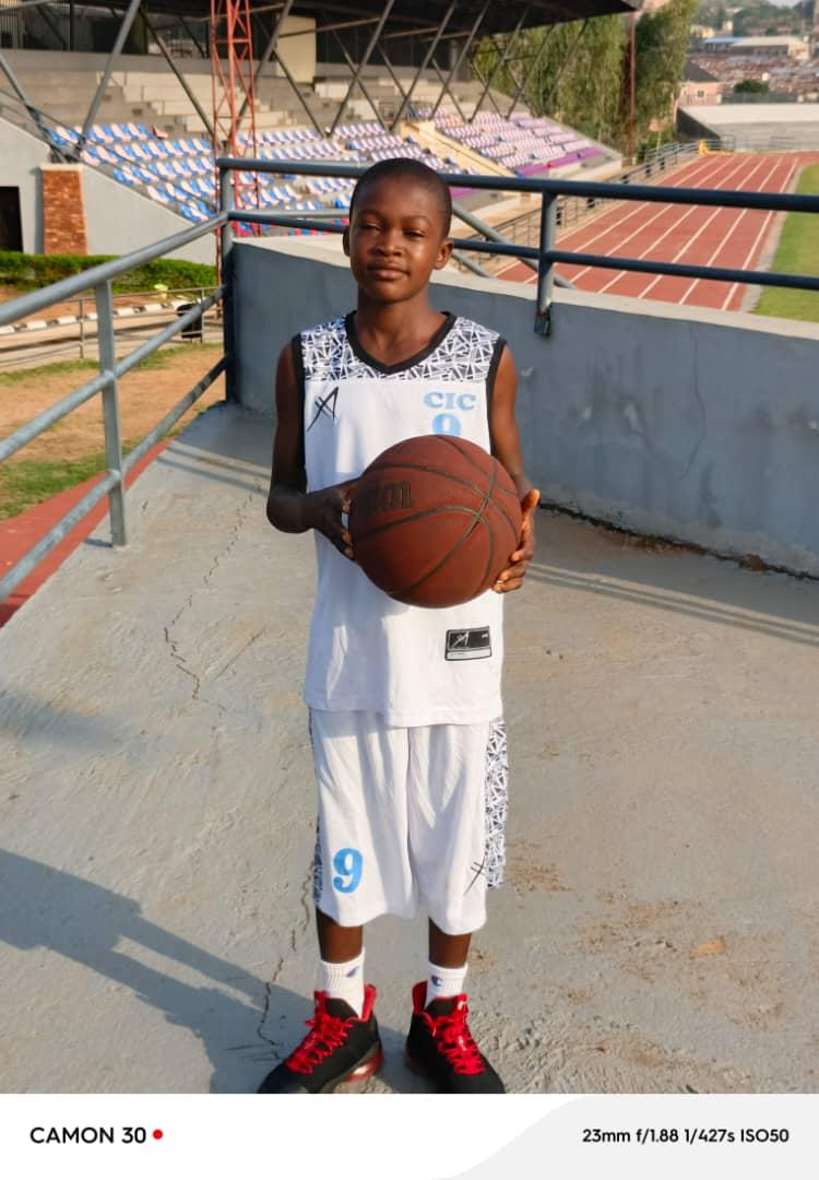 AlumniCic's tweet photo. The Nnaji Foundation Basketball Coaching Clinic is a great opportunity from Zeke Nnaji (of Denver Nuggets Basketball Team. An NBA team in Colorado, USA).

We want to give a shout out to:-
1. Our Almighty God for everything he’s been doing for Semper Nation! https://t.co/Dah3dFQXn5