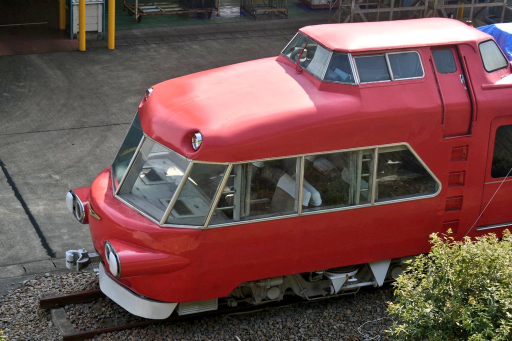 カッコいいハイアングルはろうぜ