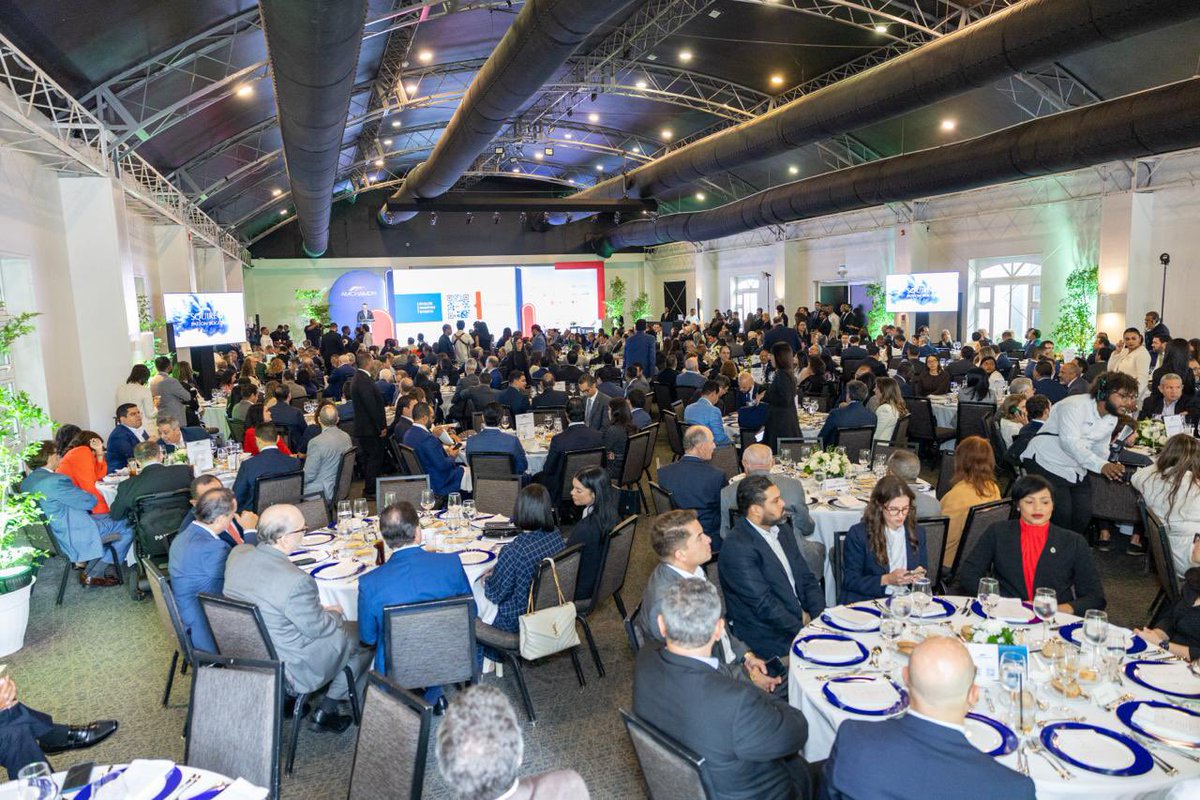 Administrativo RD tweet media