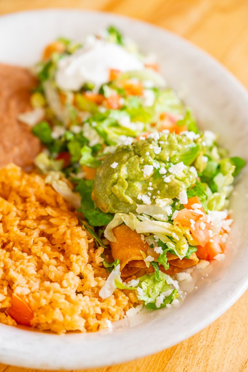 Los Barrios Restaurant tweet media