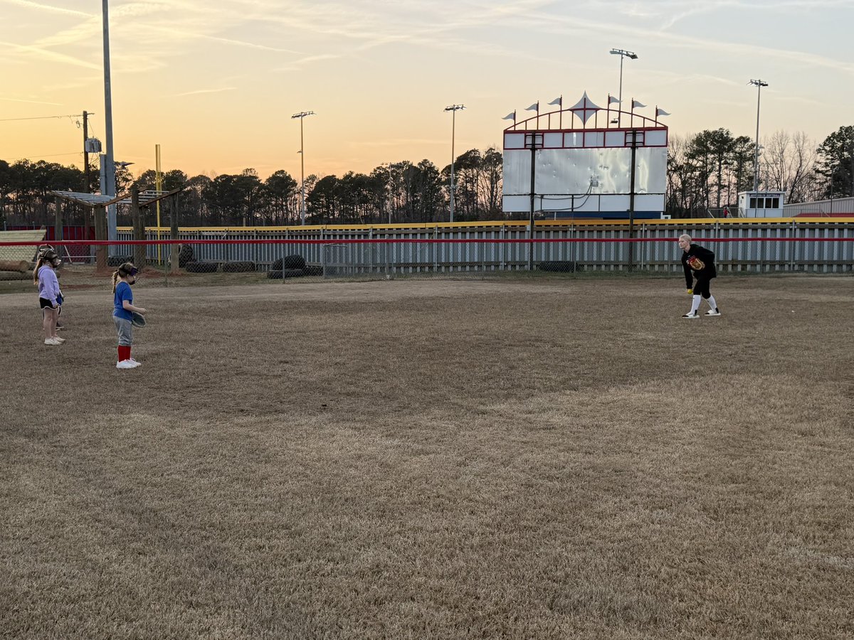 Coach Bailey tweet media