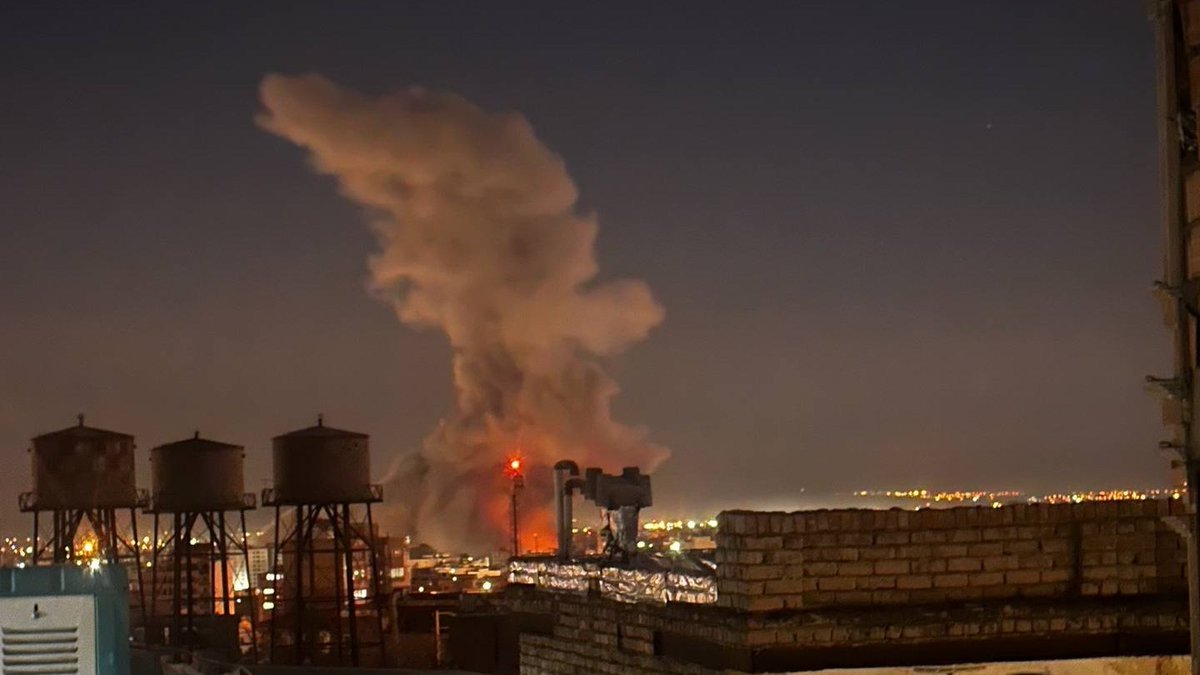 İsrail ve ABD İran sınırları içindeki kadim TÜRK kenti Urmiye'yi vuruyor.