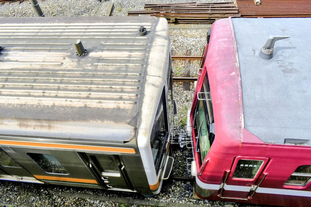 カッコいいハイアングルはろうぜ