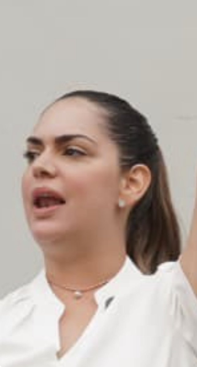 La Pescuezuda que quieres 

//

La Pescuezuda que te toca