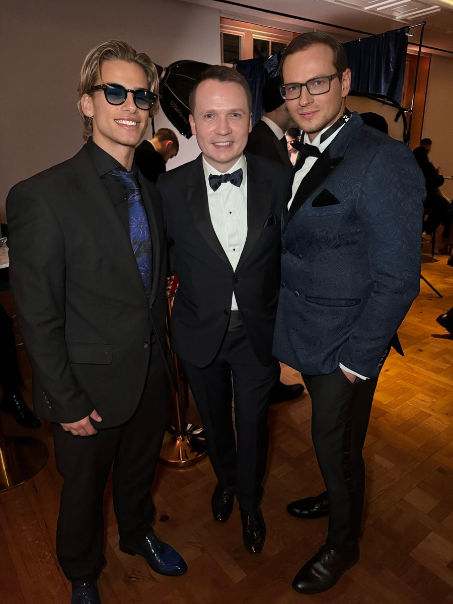 plugiselvijs's tweet photo. BAFTA A great night celebrating film, culture and representation. Fantastic people.

My sincere thanks to Variety - Denise Parkinson for the kind invitation. 

 Delightful night curated by Society_o_ 

#BAFTA #SouthAsianCinema #WomenInFilm #SocietyO #Variety https://t.co/QHZaJR3TPy