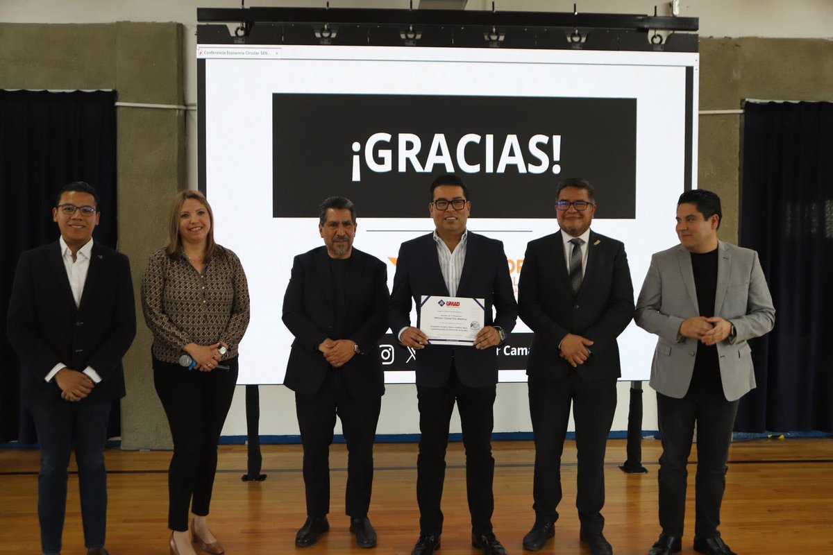 Legislar con visión de futuro. ⚖️ En la @UMAD_Puebla, <a href="/NestorCamarillo/">Néstor Camarillo</a> abordó temas cruciales: reforma electoral, cuidado del agua y la urgencia de leyes que impulsen modelos económicos circulares. 💧📜 Gracias al Rector Job César Romero por este espacio de análisis y reflexión.