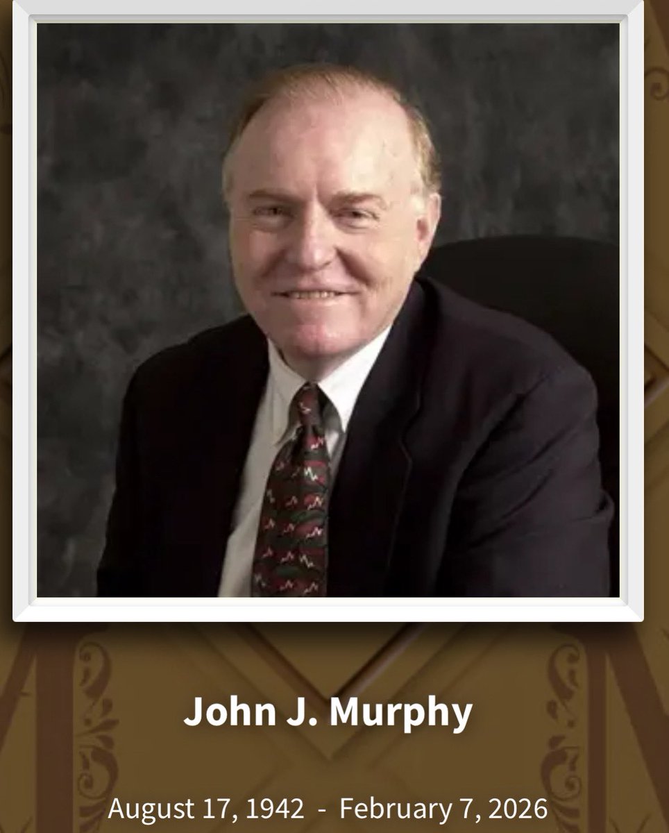 flaviolemoscmt's tweet photo. Lamento profundamente o falecimento de #JohnMurphy,CMT, em 7/fev, aos 83
📈Tive a honra inesquecível de tê-lo escrevendo o prólogo do meu livro, "Análise Técnica dos Mercados Financeiros". Um privilégio que guardarei para sempre.
Mestre, Seu legado viverá através de suas obras 🖤 https://t.co/gWMmXunvB0
