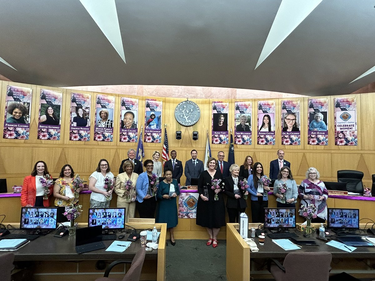 April Becker tweet media