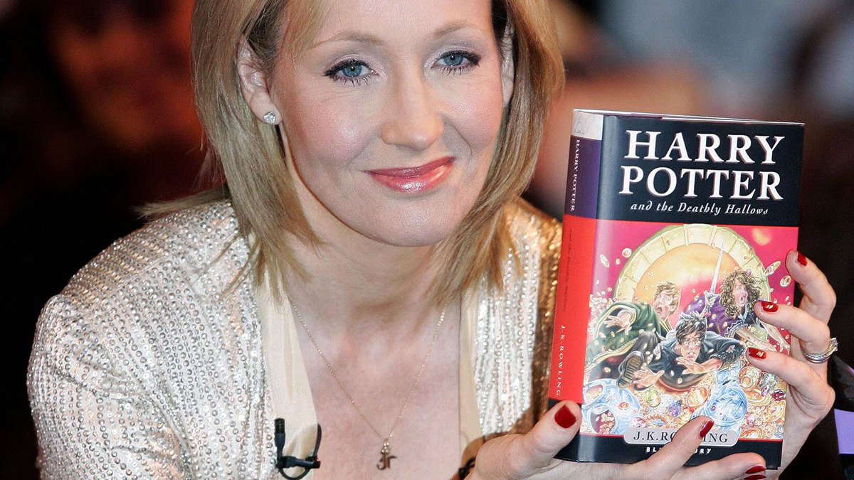Wizarding World Direct tweet media