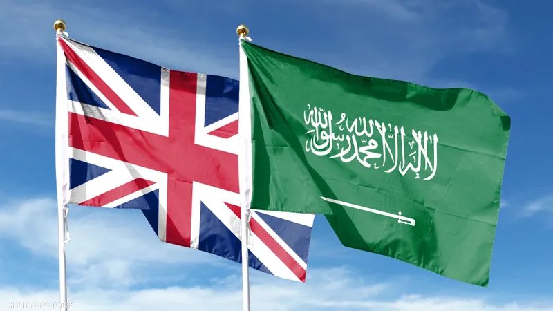بيان بريطاني:

 أدانت بريطانيا الهجمات الإيرانية التي استهدفت العاصمة الرياض، بما في ذلك السفارة الأمريكية.

 وشدَّدت وزيرة الخارجية البريطانية إيفيت كوبر اليوم، أن الهجمات المتهورة التي تستهدف المدنيين الأبرياء غير مقبولة وتزعزع الاستقرار.

وأكدت وقوف بلادها إلى جانب السعودية