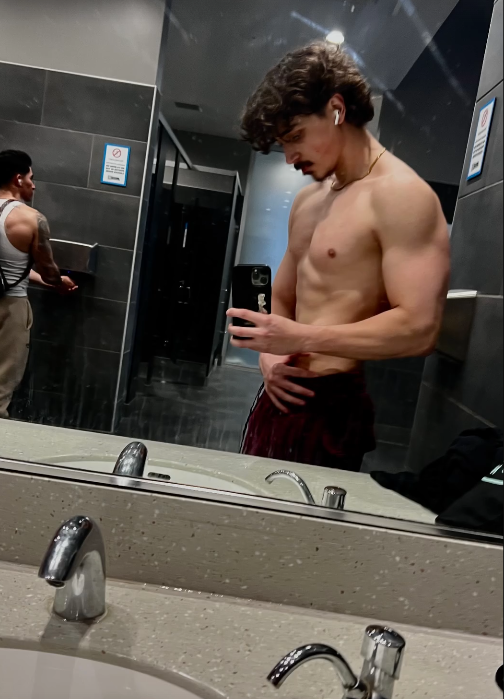 Michael 🥸 tweet media