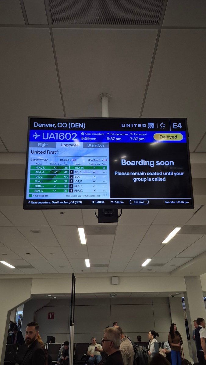 srn19's tweet photo. @DaveInOrlando @SouthwestAir And this is why I fly United now, lol. https://t.co/8QZ3XzLswM