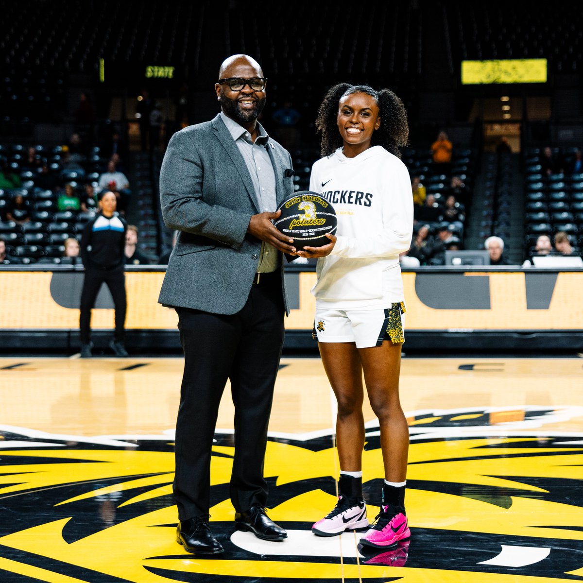 GoShockersWBB's tweet photo. A moment for our school record holder! 🙌

Jaila Harding - most threes in a single season (78) https://t.co/YWWCAR9JE8
