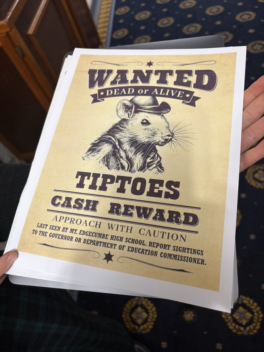 wil_court's tweet photo. Sen. Stedmanโs office has begun circulating a wanted poster. Have you seen this rat?
#akleg #alaska #ak #Sitka #MtEdgecumbe #Juneau
https://t.co/HHYmoEAo94 https://t.co/UdlhWxdcUv