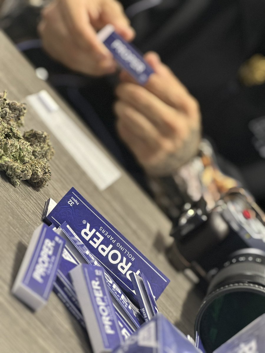 OgeeKusH tweet media