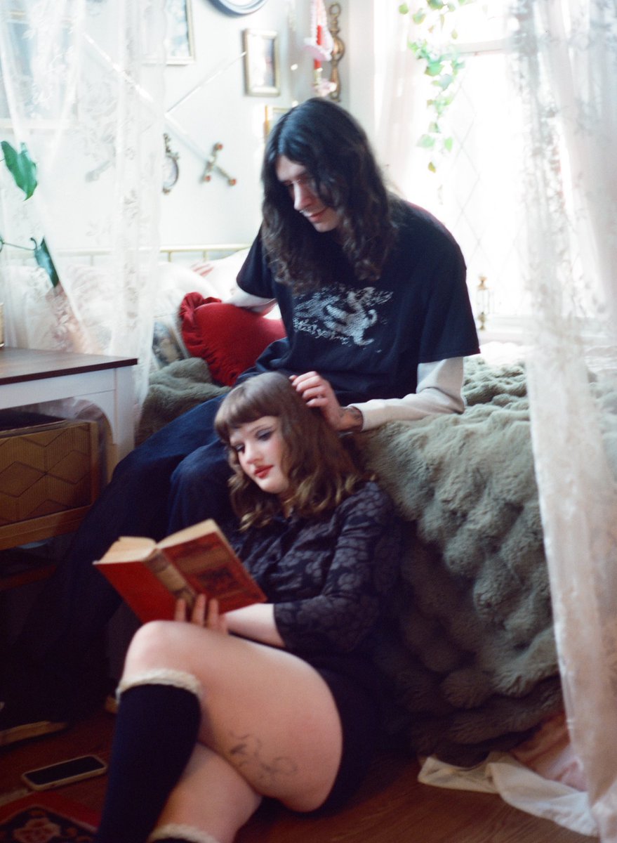 stuffie🕯️🥀🍰 tweet media