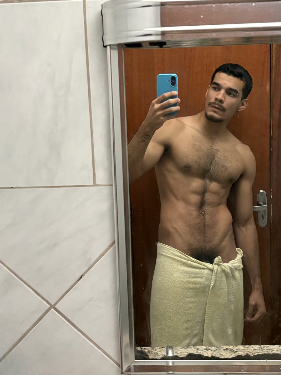 Soterogaylitano tweet media