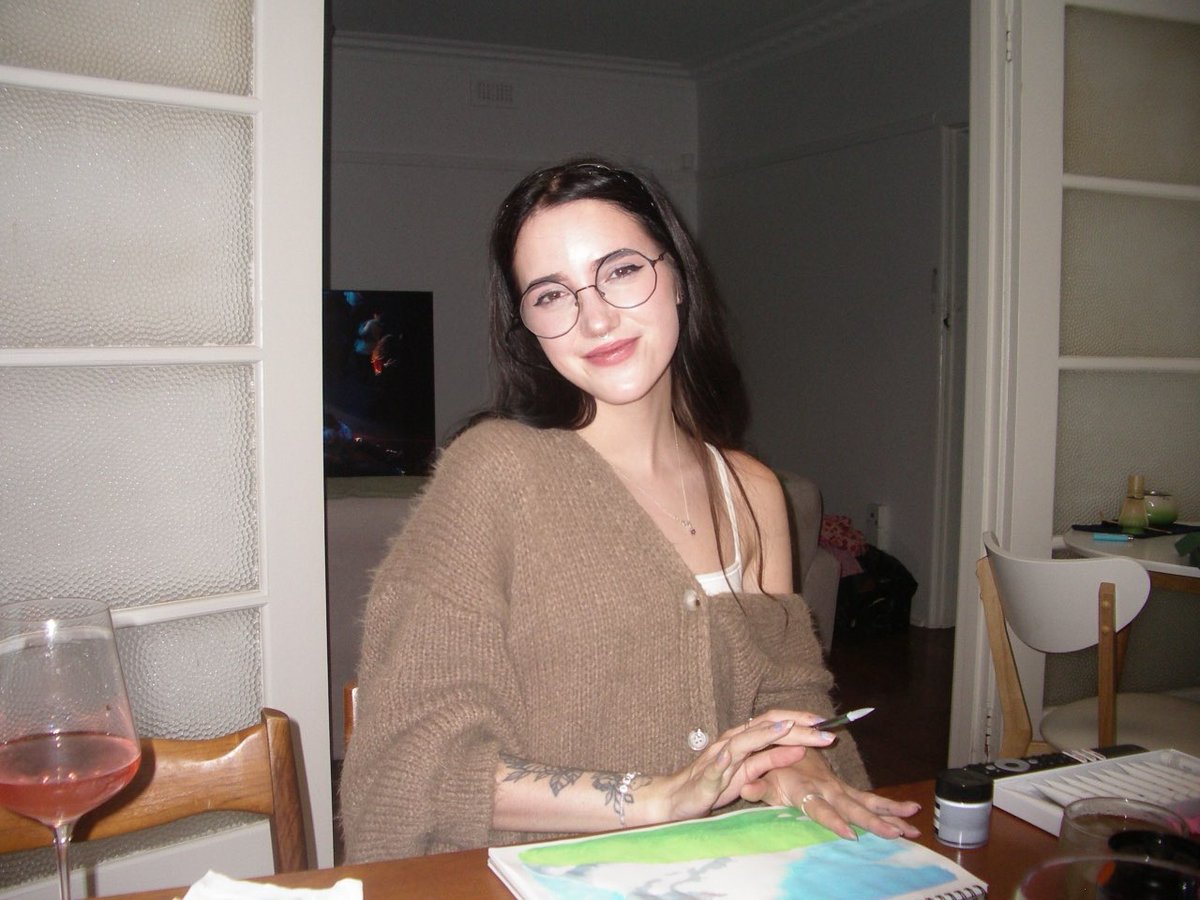 paipoop :3 tweet media