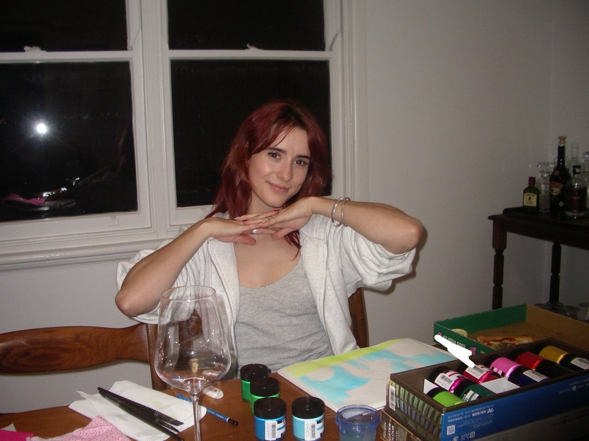 paipoop :3 tweet media