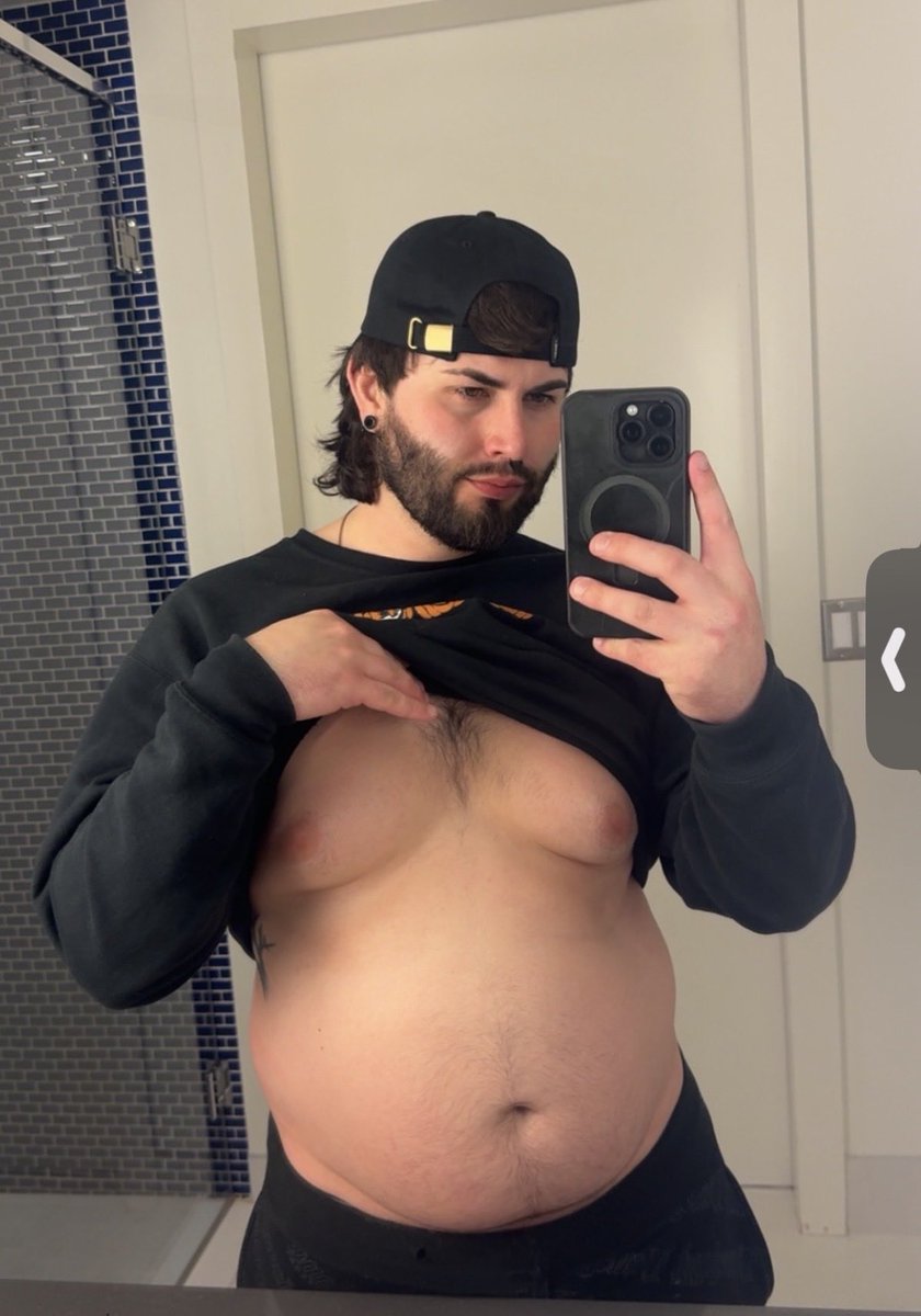 ChubbyKing tweet media