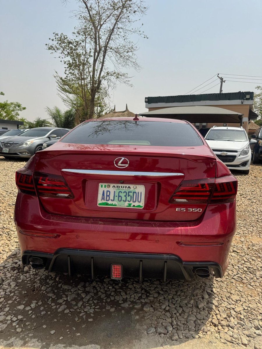 2012 facelifted to 2017 Lexus ES350 9m only Abuja
